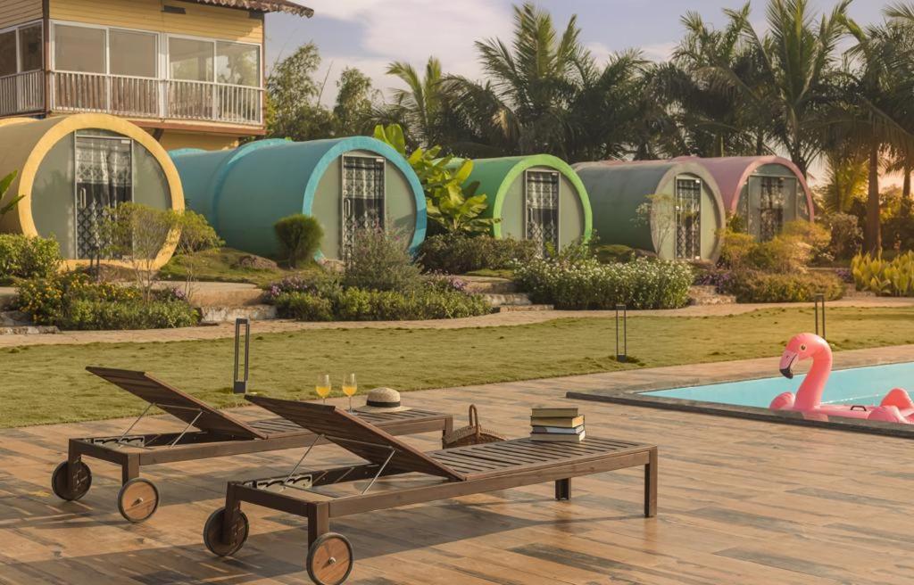 Waterscape Retreat Girnāre エクステリア 写真